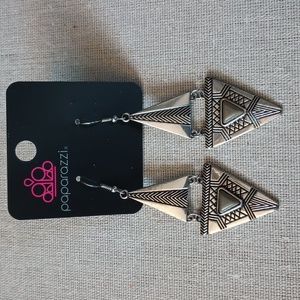 Paparazzi Silver Tri Greystone Earrings